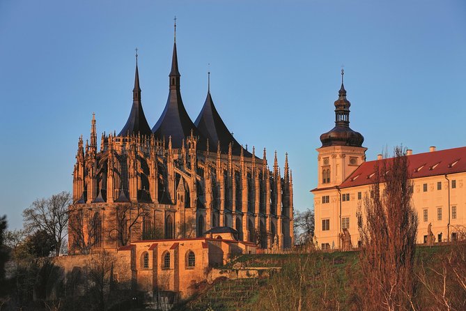 Kutna Hora & St. Barbara Cathedral & Ossuary
