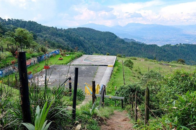 La Catedral Prison Trek