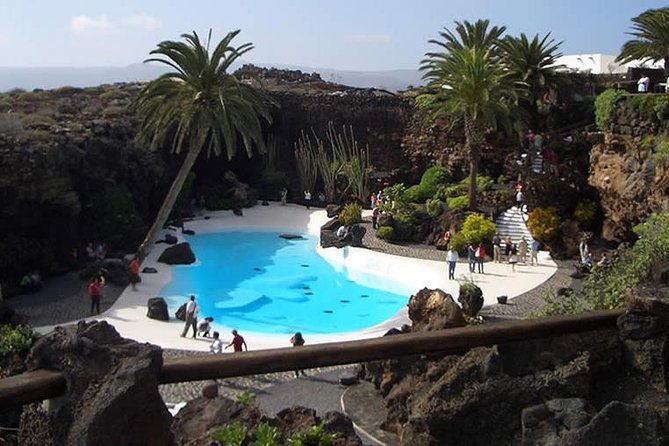 Lanzarote Grand Excursion With Timanfaya and Jameos Del Agua Entrance
