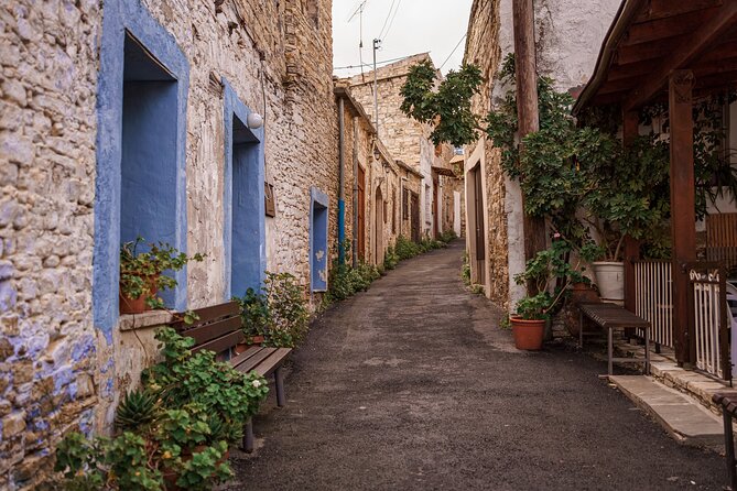 Larnaca Highlights With Visit to Lefkara and Nicosia From Paphos