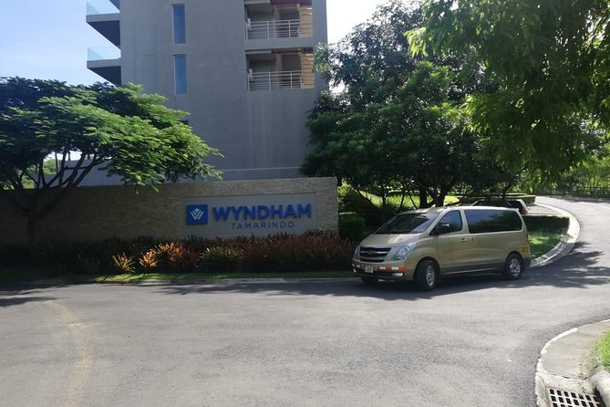 Liberia Airport To Tamarindo Private Transfer