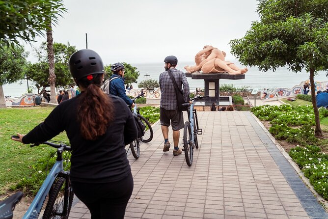 Lima: City Biking