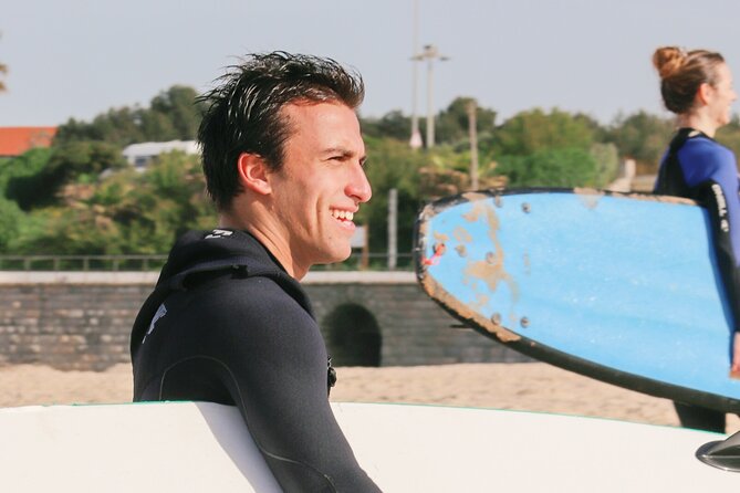 Lisbon Premium Surf Experience – Fun & Excitement Guaranteed