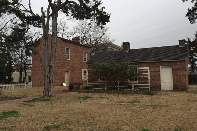 Little Rock Scavenger Hunt: A Review