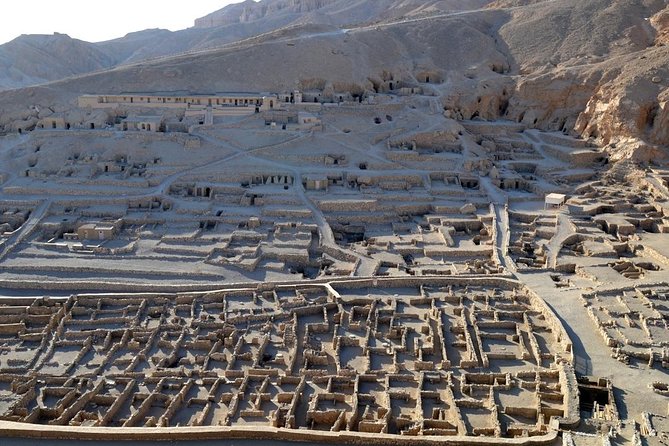Luxor Day Tour to Habu Temple, Valley of the Nobles and Deir El Madina