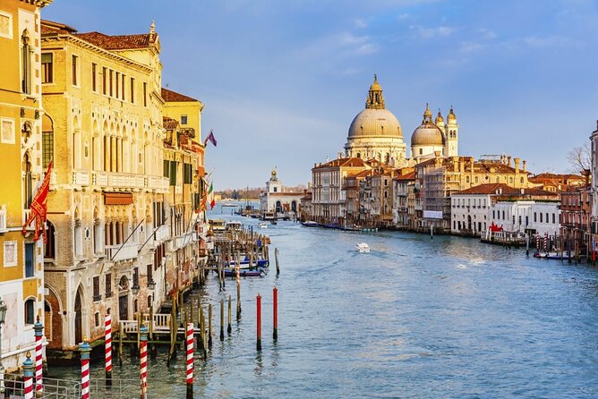 Magical Gondola Journey: Explore Venices Grand Canal in Style! - Scenic Grand Canal Views