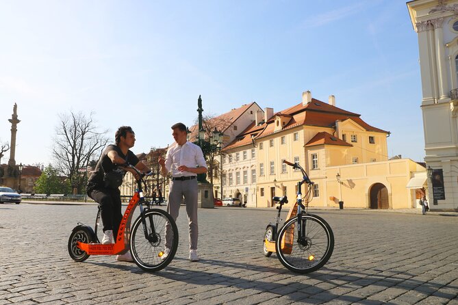 Magical Prague City Tour 60-Min by E-Bike / E-Scooter