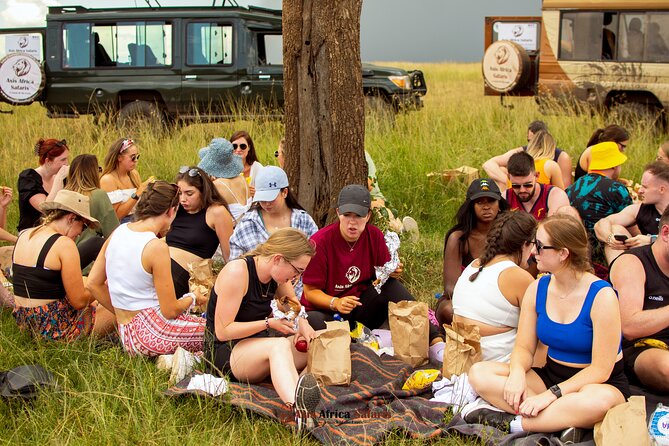 Masai Mara 3 Days Tour Safari Private 4WD Landcruiser