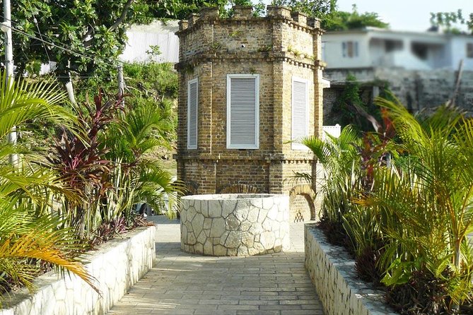 Mobay Catamaran Snorkeling Cruise and Mobay Highlight - Inclusions