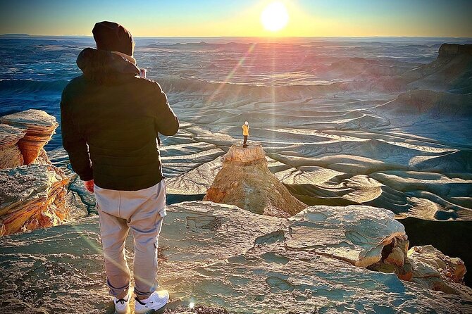 Moonscape Overlook Factory Butte and Bentonite Hills