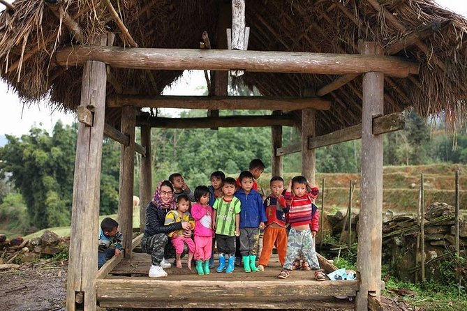 Mountain Views & Muong Hoa Valley Trek –Private 2 Days 1 Night Tour
