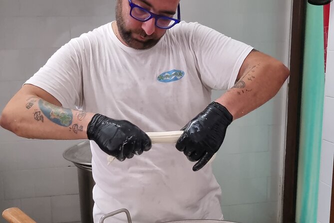 Mozzarella Live Show & Tasting in a Cheese Factory