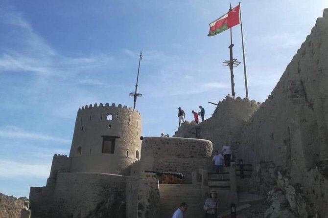 Muscat City Tour (Price per Vehicle)