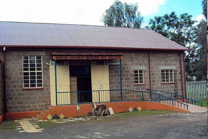 Nairobi 3 Museums and Bomas of Kenya Day Tour. - Included Amenities
