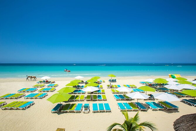 Negrils 7 Mile Beach, Margaritaville and Ricks Cafe COMBO Tour
