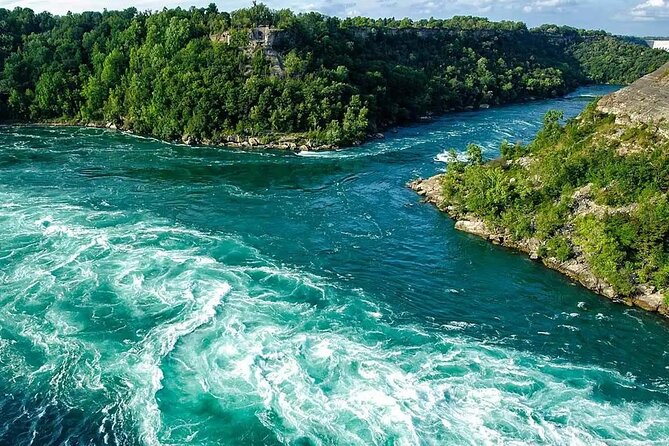 Niagara Falls Day and Evening Tour From Toronto With Niagara Skywheel - Exploring Niagara Falls Natural Wonders