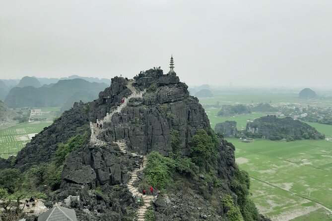 Ninh Binh Luxury Day Trip to Mua Cave, Tam Coc, Bich Dong, Boat & Bike