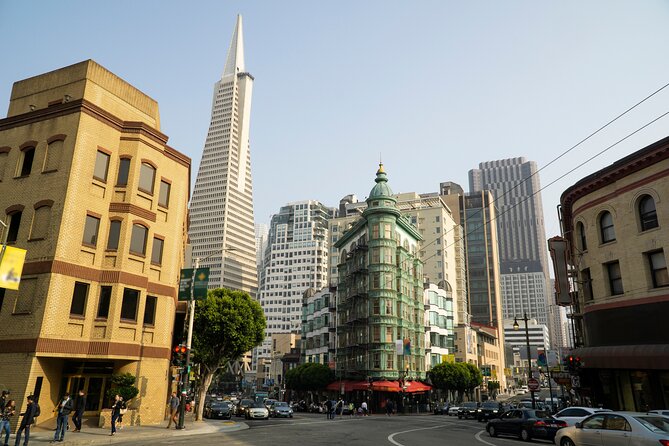 North Beach Food & History Walking Tour – Small Group