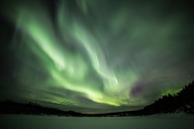 Northern Lights Hunt Including Snacks on Campfire From Rovaniemi