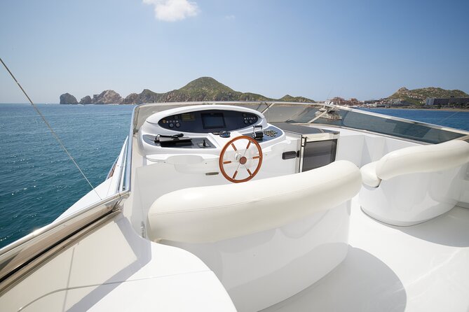 Number Juan 100ft Yacht Azimut Rental