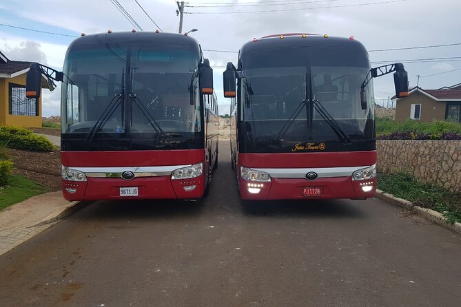 Ocho Rios Hotels Shared Shuttle From Montego Bay Airport: 1-Way or Round-Trip