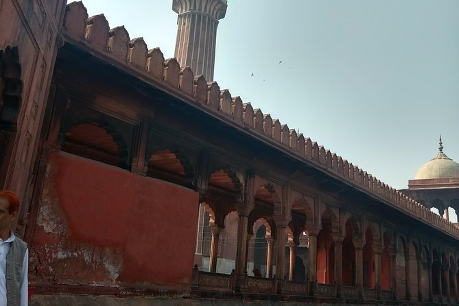 Old Delhi Bazaar Walk & Haveli Visit Tour - Meeting and Pickup Details