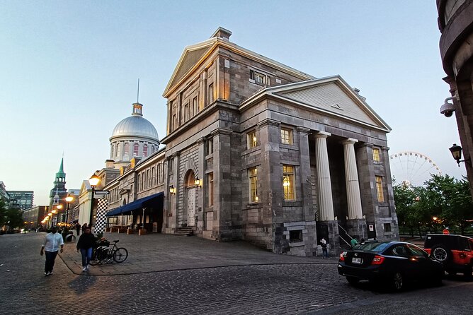Old Montreal at Twilight Walking Tour Semi-Private