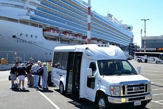 One-Way Transfer: SeaTac Airport Hotels to Seattle Cruise Piers