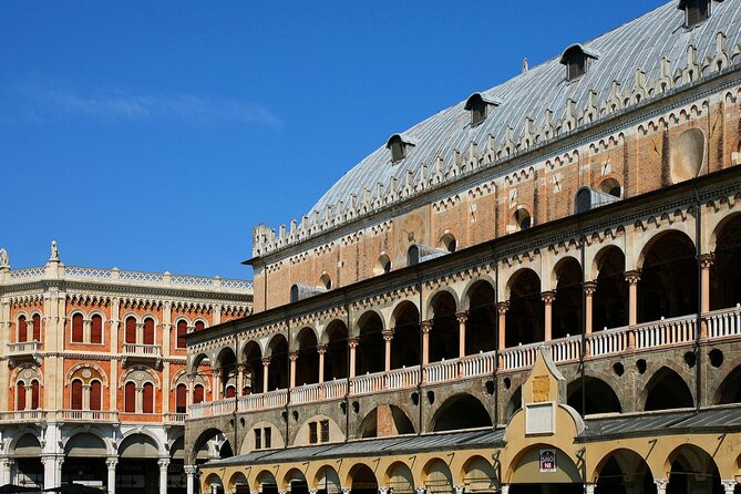 Padua Walking Tour and Coffee Time at Caffè Pedrocchi