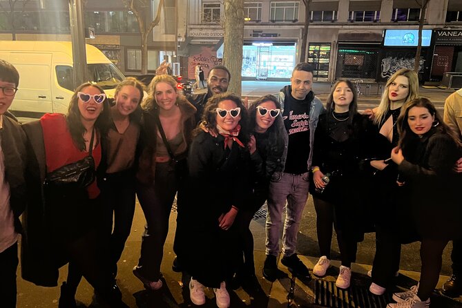 Paris City Center Guided Pub Crawl With Shots & Club Entry