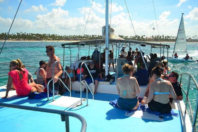 Party Boat in Catamaran With Open Bar + Snorkeling - Inclusions