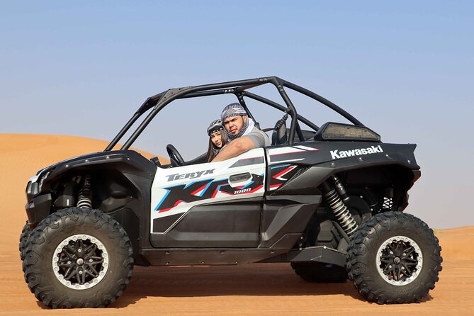 Polarize Dune Buggy 1000cc in Red Dunes Desert