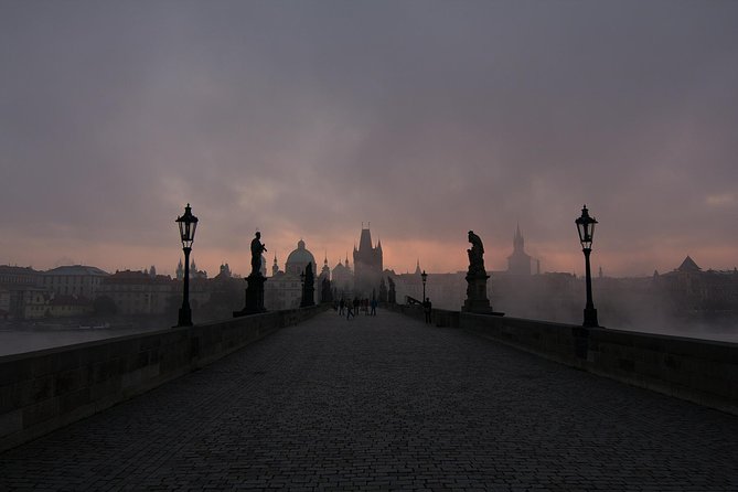 Prague Full Day VIP Experience: Private Guide, Car, Lunch, Boat