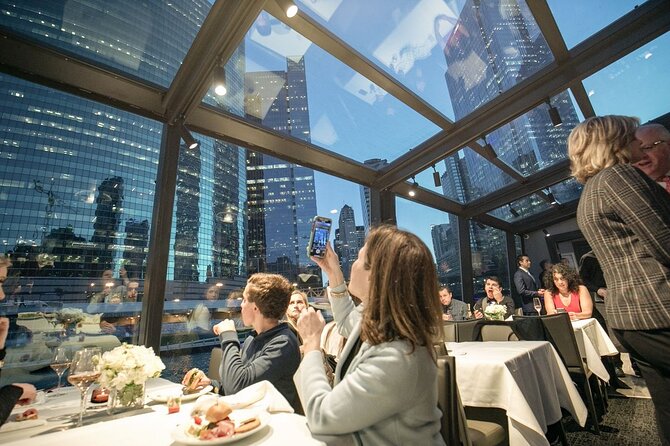 Premier Chicago River Dinner Cruise