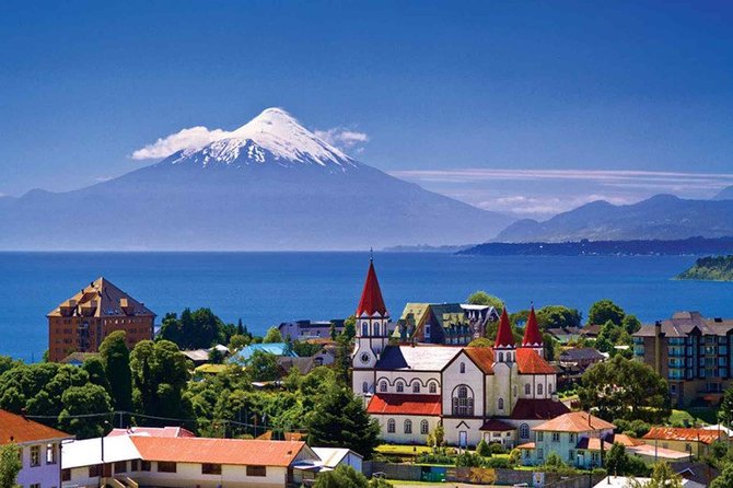 Premium Full Day Tour to Osorno Volcano and Petrohue in Puerto Varas