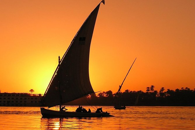 Private 1-Hour Felucca Sailing and Botanical Garden In Aswan