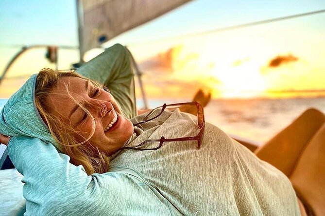 Private 2-Hour Sunset Sip and Sail in Cruz Bay