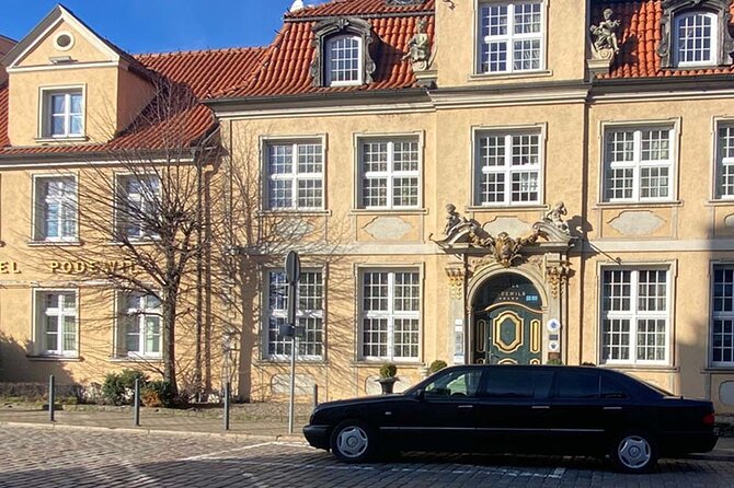 Private Airport Gdansk and Hotels Transfer up to 6 Guests