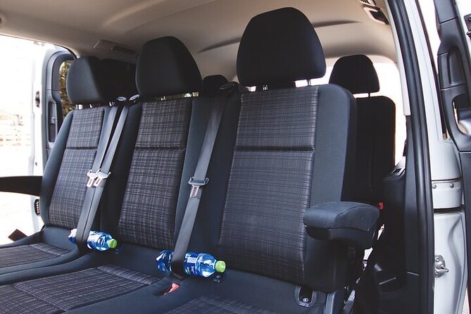 Private ARRIVAL Transfer by MINIVAN Mercedes Vito 8+1pax
