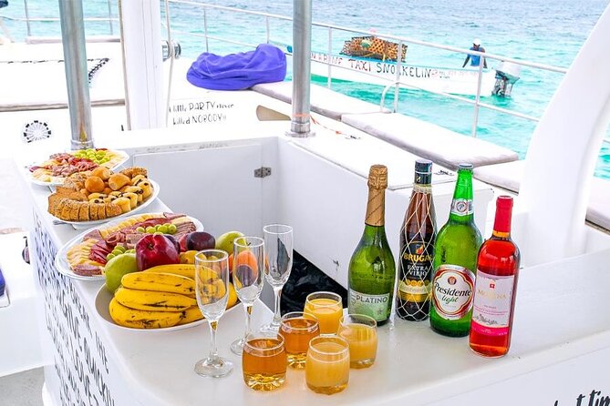 Private Catamaran Sailing Brunch