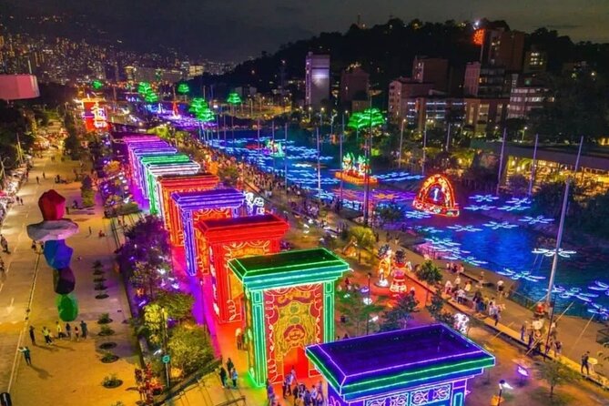 Private Christmas Lights Tour in Medellín! – Only Holiday Season!