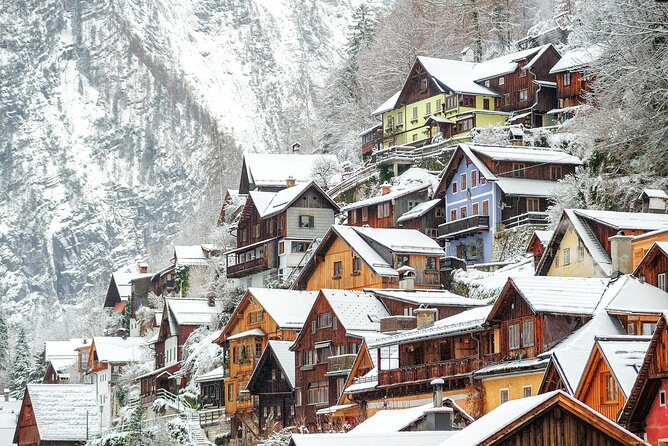 Private Christmas Time Tour From Vienna to Hallstatt and Salzburg Market