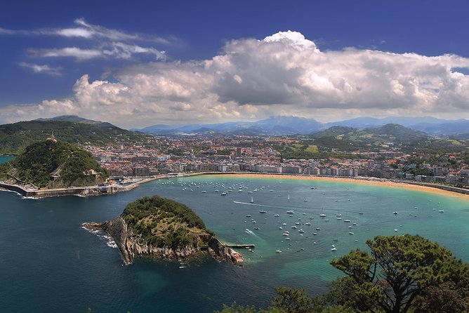 Private City Tour of San Sebastian With Introduction to Pintxos Culture