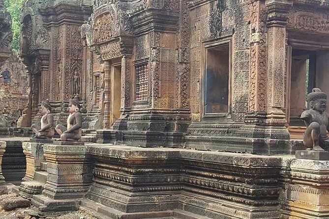 Private Day Angkor Wat Temple and Banteay Srei Temple Tour