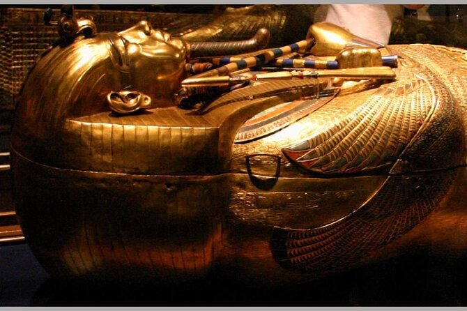 Private Day Tour Egyptian Museum and Giza Pyramids