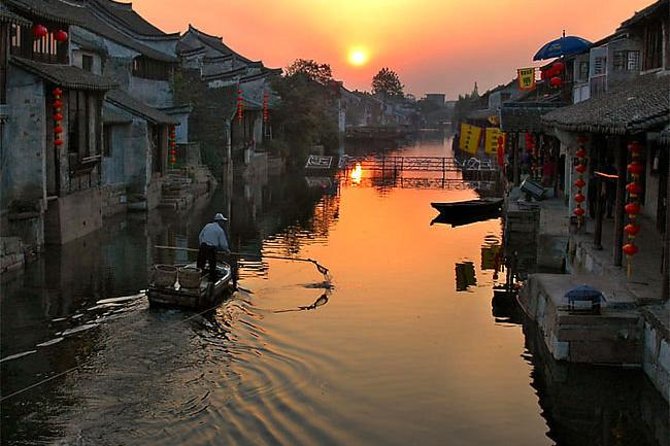 Private Fengjing and Xitang Water Town Sunset Boating Tour With Dinner From Shanghai - Overview of the Tour