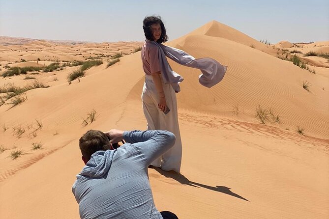 Private Full Day Tour to Wahiba Sands Desert and Wadi Hawer
