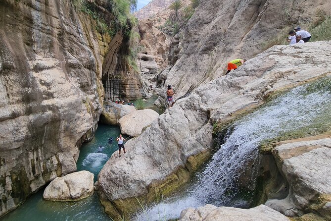 Private Full-Day Wadi Tiwi and Bimmah Sinkhole Tour From Muscat - Itinerary Overview