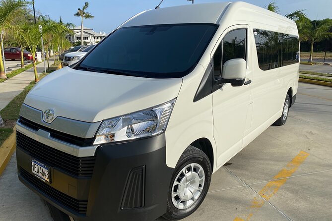 Private Half Day Tour in Roatan Island