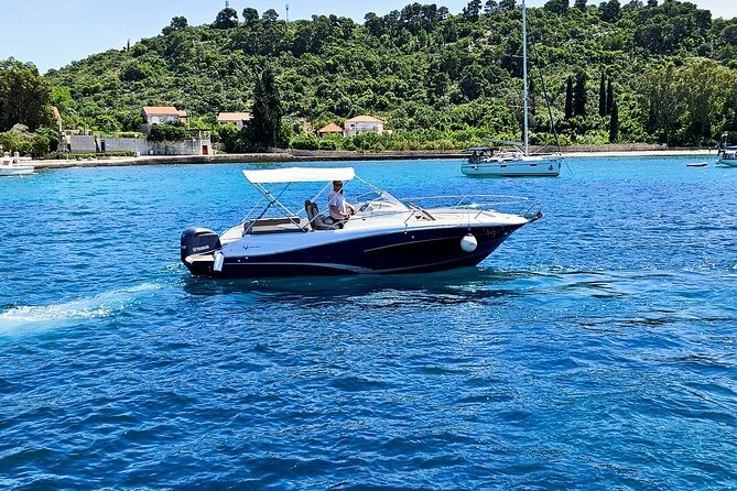 Private Local Guided Speedboat Tour in Dubrovnik Archipelago